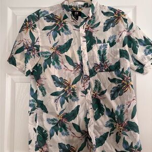 H&M Green and White Casual Button Down Shirt